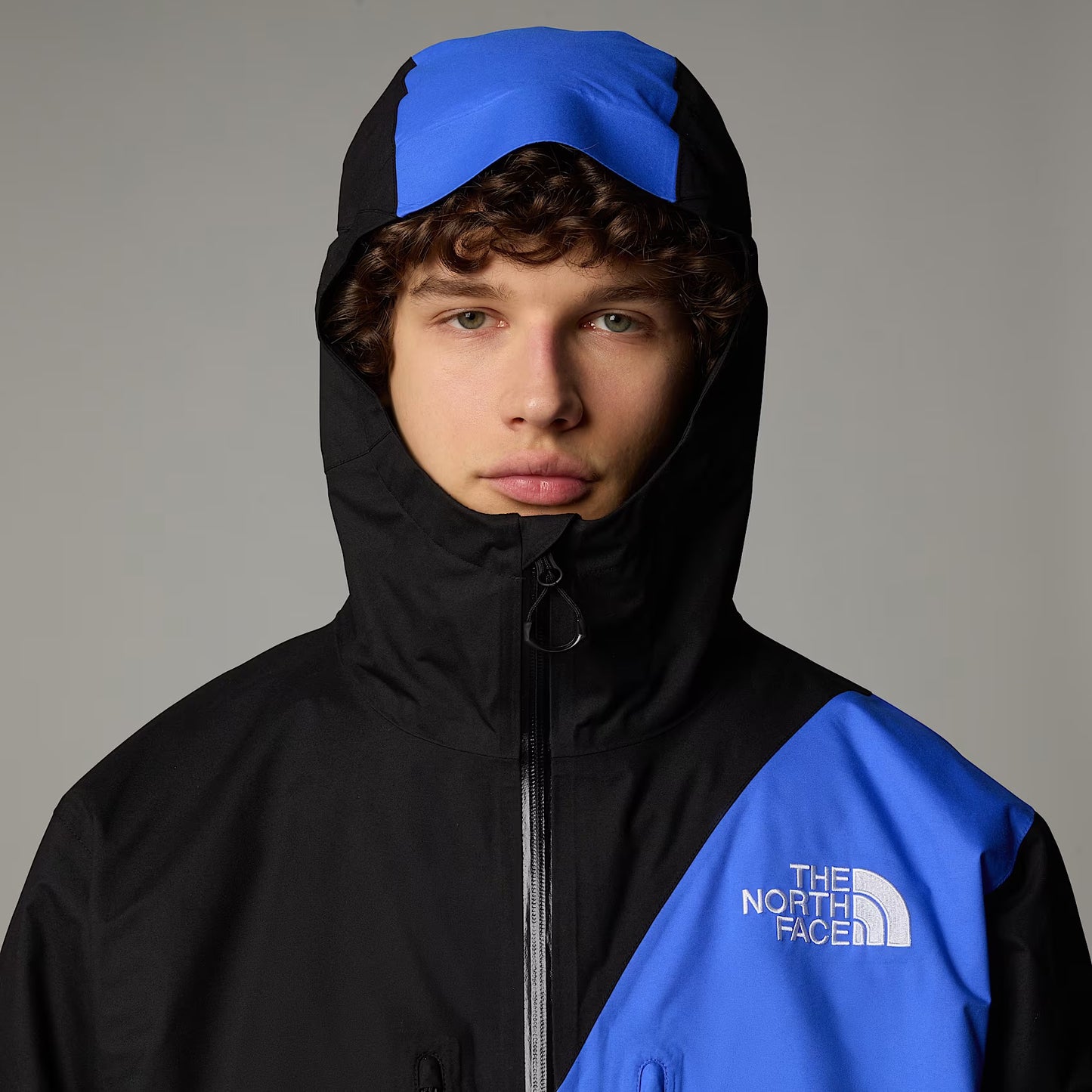 TNF X Yinka Ilori 2L Rain Shell a due strati unisex